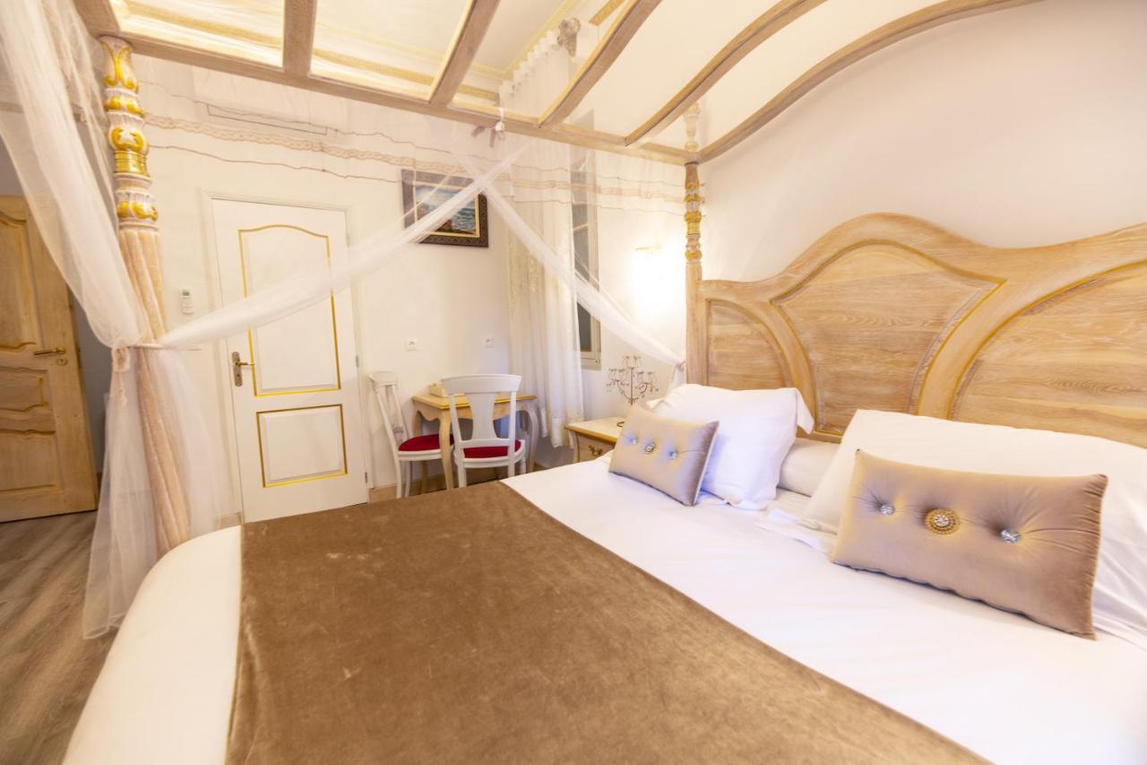 Chambre A Baldaquin Maison De L'Eglise Du Couvent 나르본 외부 사진